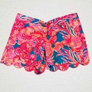 Lilly Pulitzer size 2 buttercup shorts pink floral blue short scalloped